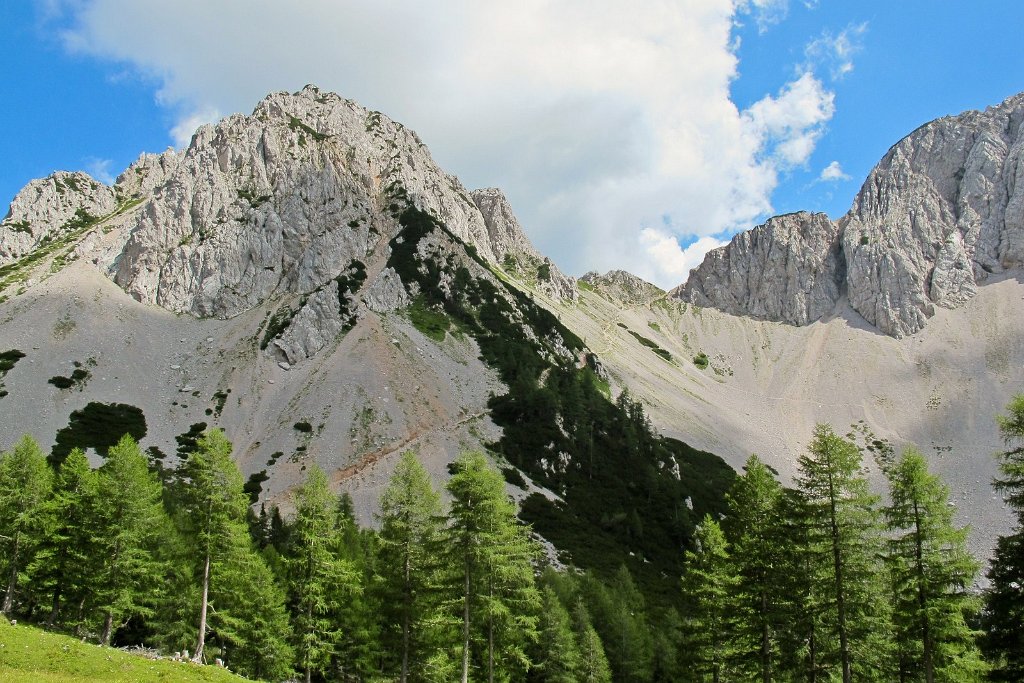 84 Bielspitze mit Abstiegssteig.jpg